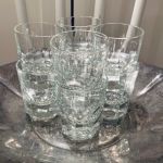 Set med 8 tunga glas