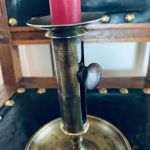 Antik ljusstake charmigt lagad