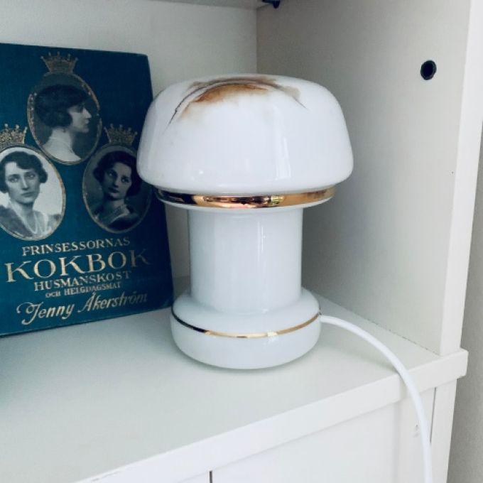 Glaslampa med marmoreffekt - ny el