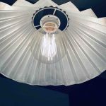 Taklampa plisserad metall - ny textilsladd