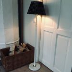 Golvlampa Metall Svart Skärm