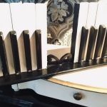 Fin prydnad av orgeldelar