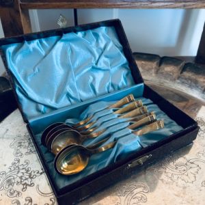 Låda med 6 st teskedar nysilver