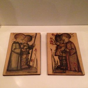 Paret små tavlor - Hummel
