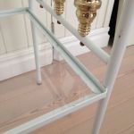 Sidobord metall/glas