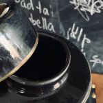 Stort keramikkrus m metallband