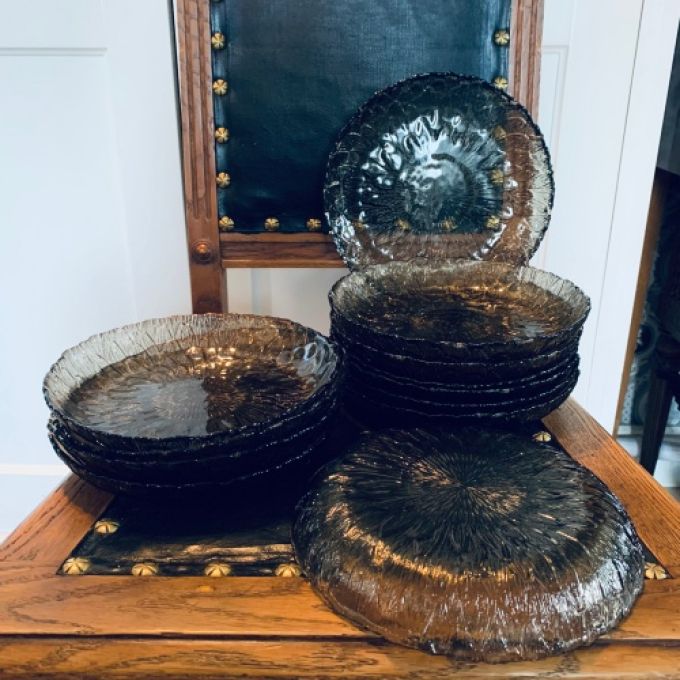 Set med 12 glastallrikar - dia 20,4 cm