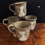 Set m 3 st handdrejade muggar