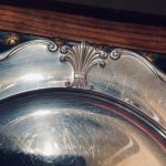 Bricka metall diameter 25 cm