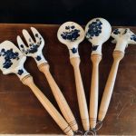 Set med 5 st trä- och porslinsredskap
