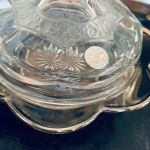 Kristallskål m lock - metallic-detaljer