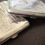 Paret Cigarettetuier metall