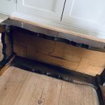 Pall nyrokoko broderad sits