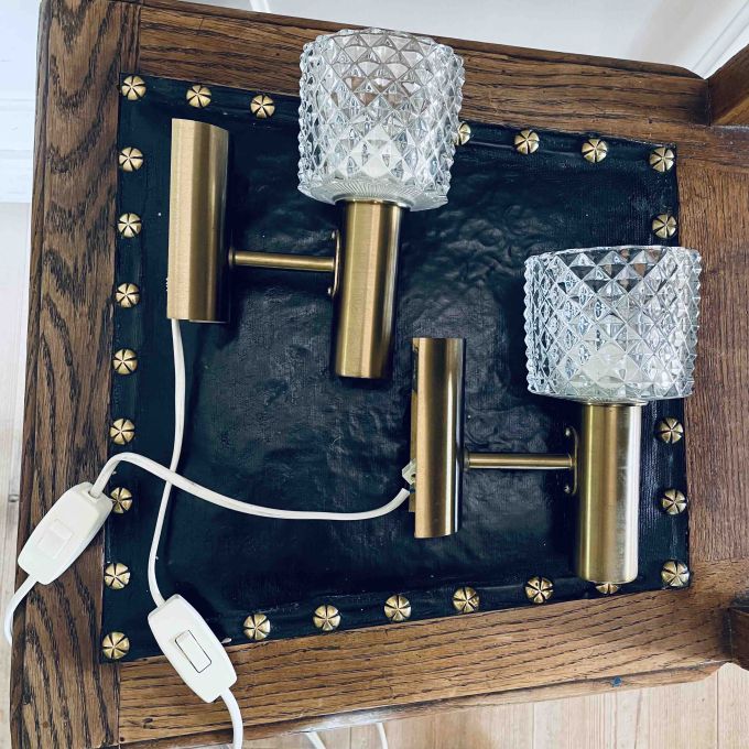 Paret vägglampor mässing glas 60-tal