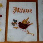 Små antika minnestavlor