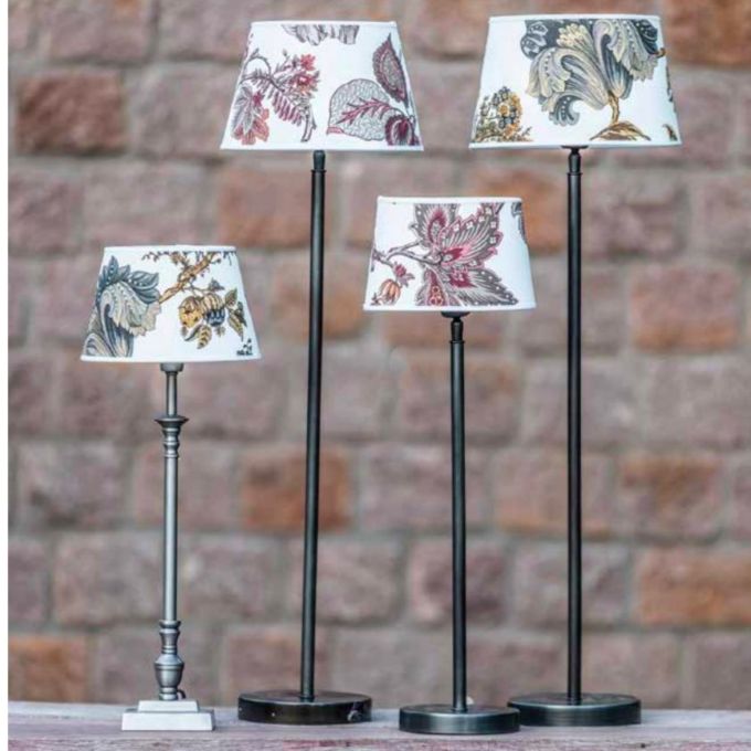 Lampfot Delta - 2 varianter