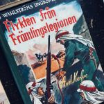 Set med 4 äldre charmiga pojkböcker