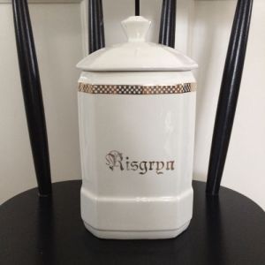 Porslinsburk Risgryn