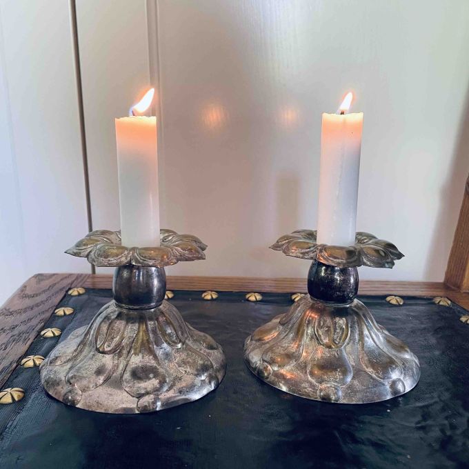 Paret ljusstakar gulmetall