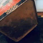 Plåtburk kinesiskt motiv