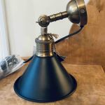 Vägglampa Paxton i Mässing