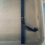 Resväska svartvit läderband