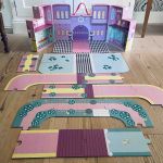 Lekhus i kartong pussel