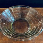 Liten rökfärgad skål