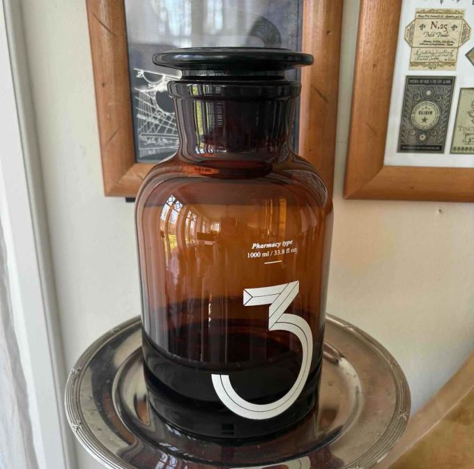 Apoteksburk 1000 ml Glas med glaslock