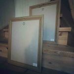 Paret vackra träramar med pastelliga motiv