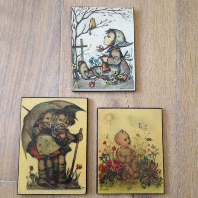 3 st små Hummeltavlor