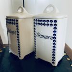 Paret Porslinsburkar med lock