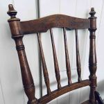 Paret pinnstolar - broderad sits