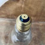 Saltkar i form av glödlampa - finns två