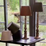 Lampfot Oxford - trä - 2 färger - 2 storlekar