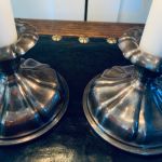 Set med två ljusstakar nysilver