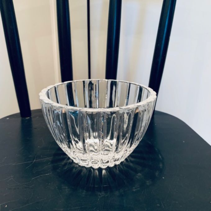 Glasskål ribbat glas