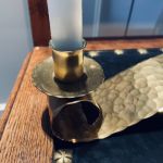 Ljusstake hamrad mässing för tre ljus