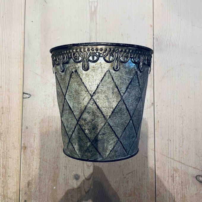 Ytterfoder zink dekorativ