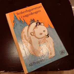 Teskedsgumman i Sagoskogen
