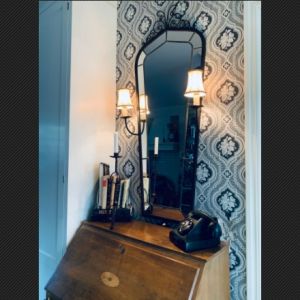 Spegel m två lampetter