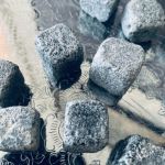 Set med 16 st whiskeysstenar