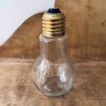 Saltkar i form av glödlampa - finns två