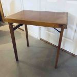 Ihopfällbart campingbord