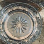 Metallfat med glasskål