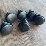 Set med 6 knoppar oxidfärgade
