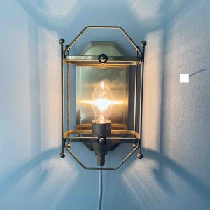 Vägglampa metall - ny sladd