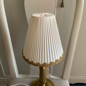 Lampskärm Lång A-form med klofäste - Plisserad - 21 färger - 2 storlekar - Flera kantband