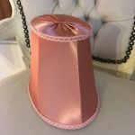 Lampskärm Engelsk - Oval - Slät Satin - 8 storlekar - 6 färger - flera kantband