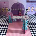 Lekhus i kartong pussel